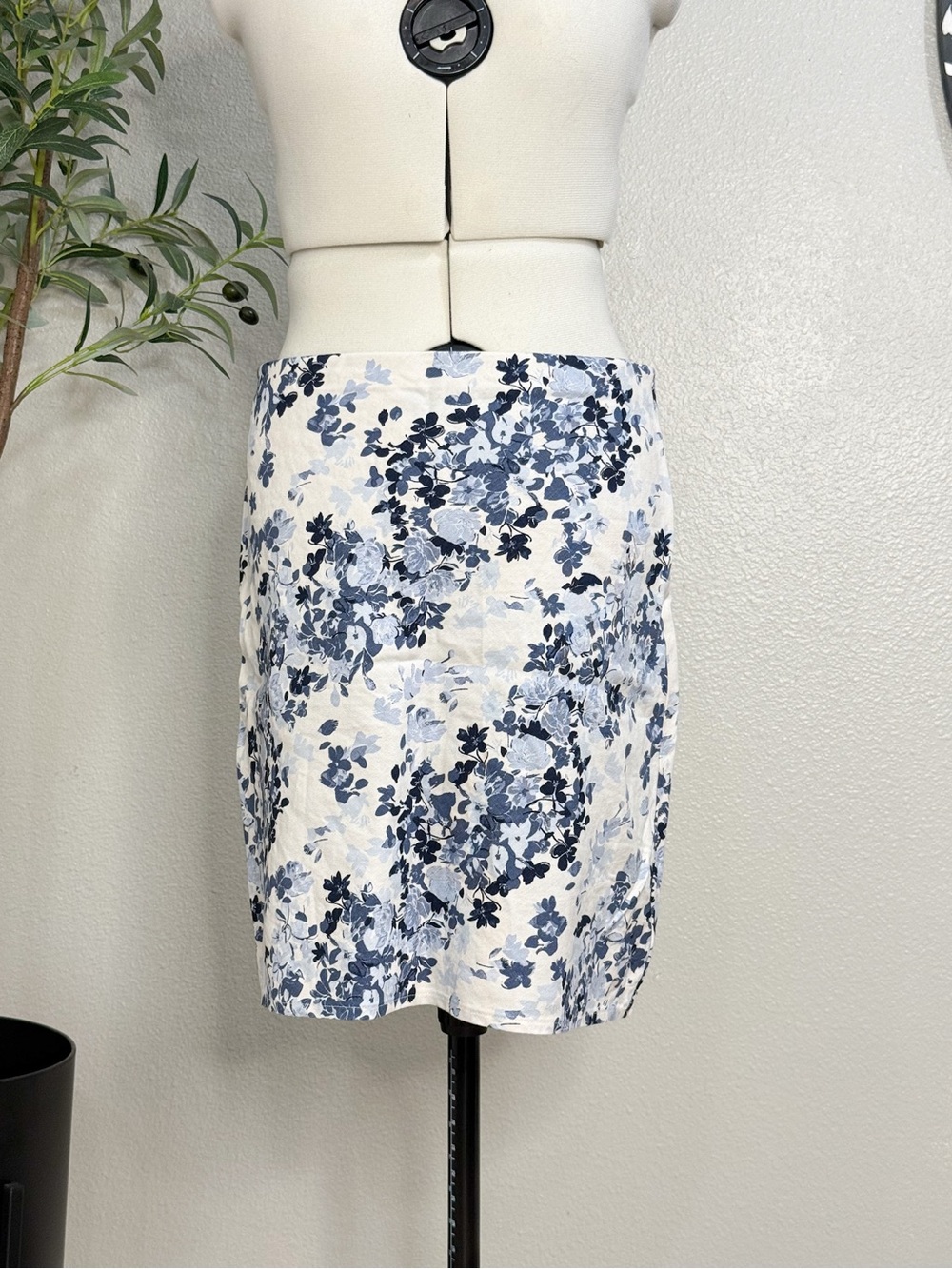 Anthropologie Floral Blue and White Skirt